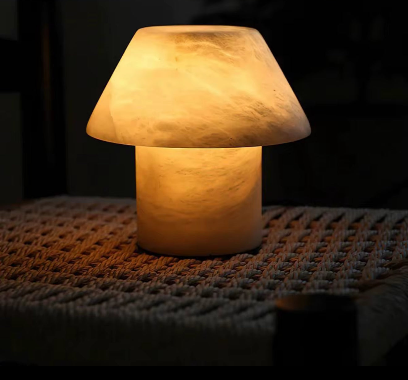 Lámpara de Mesa Aurelia Alabaster
